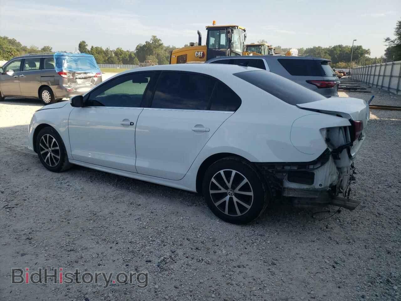 2017 VOLKSWAGEN JETTA - VIN: 3VWDB7AJ7HM209592 - Фото 2