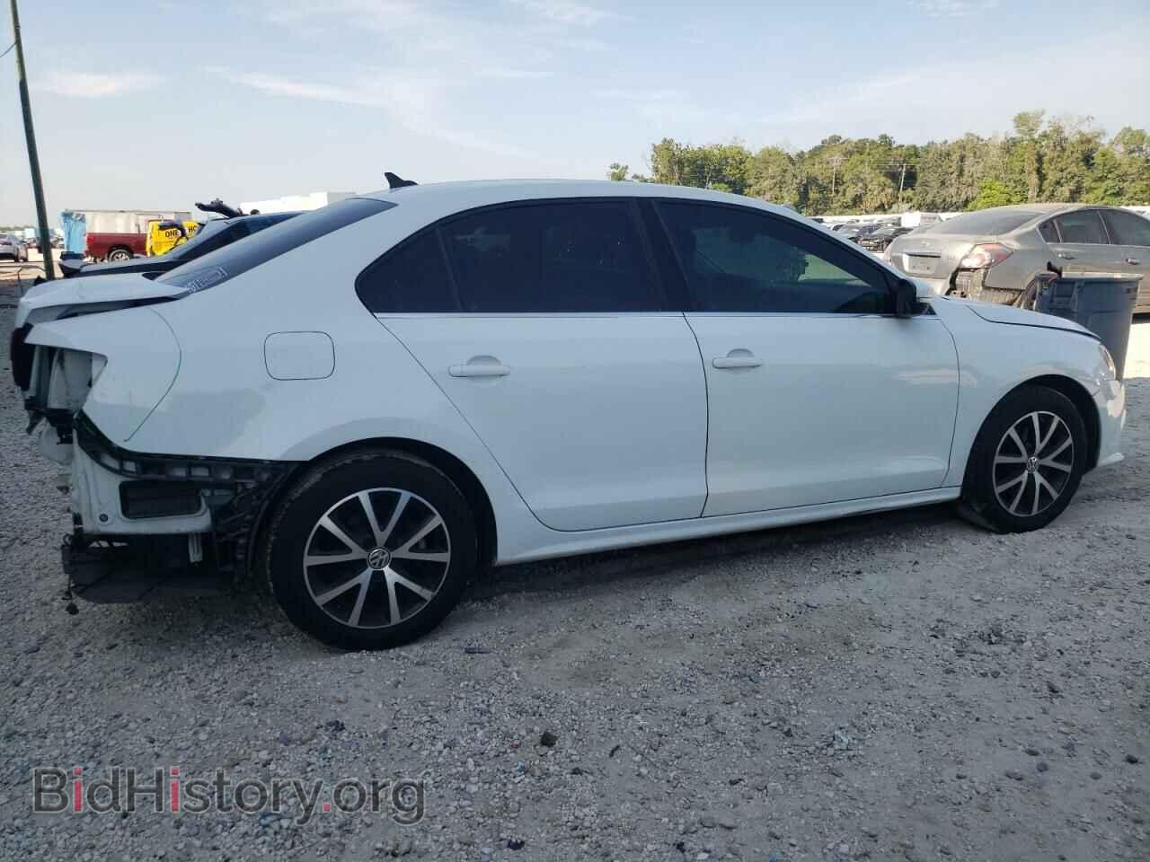 2017 VOLKSWAGEN JETTA - VIN: 3VWDB7AJ7HM209592 - Фото 3