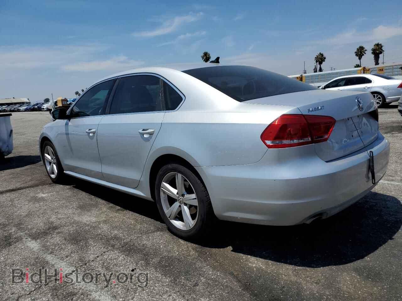 2013 VOLKSWAGEN PASSAT - VIN: 1VWBP7A32DC104089 - Фото 2