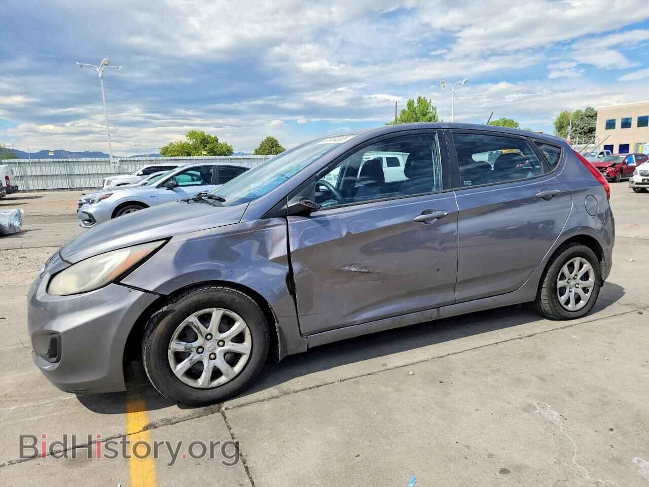 Photo KMHCT5AE5DU123430 - HYUNDAI ACCENT 2013