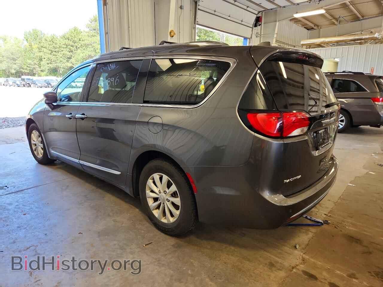 2018 CHRYSLER PACIFICA - VIN: 2C4RC1EG9JR154899 - Photo 2