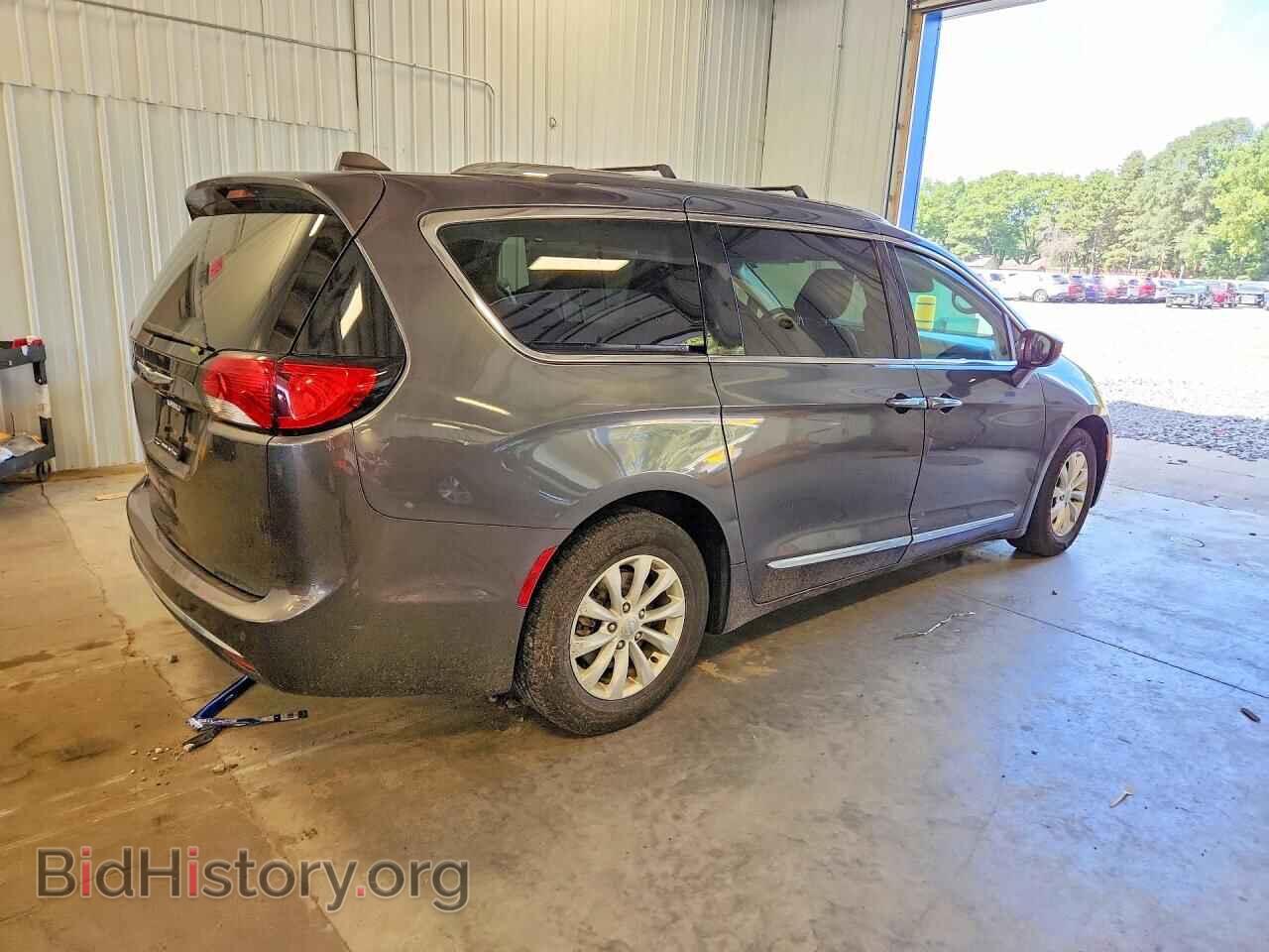 2018 CHRYSLER PACIFICA - VIN: 2C4RC1EG9JR154899 - Photo 3