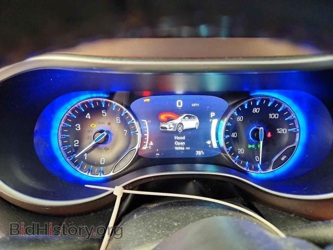 2018 CHRYSLER PACIFICA - VIN: 2C4RC1EG9JR154899 - Photo 9