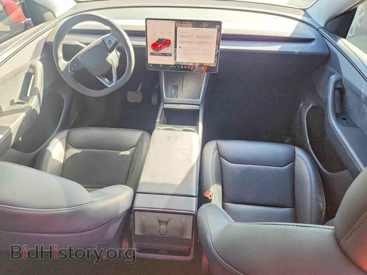 2026 TESLA MODEL Y - VIN: 7SAYGDEE8TA470146 - Photo 8