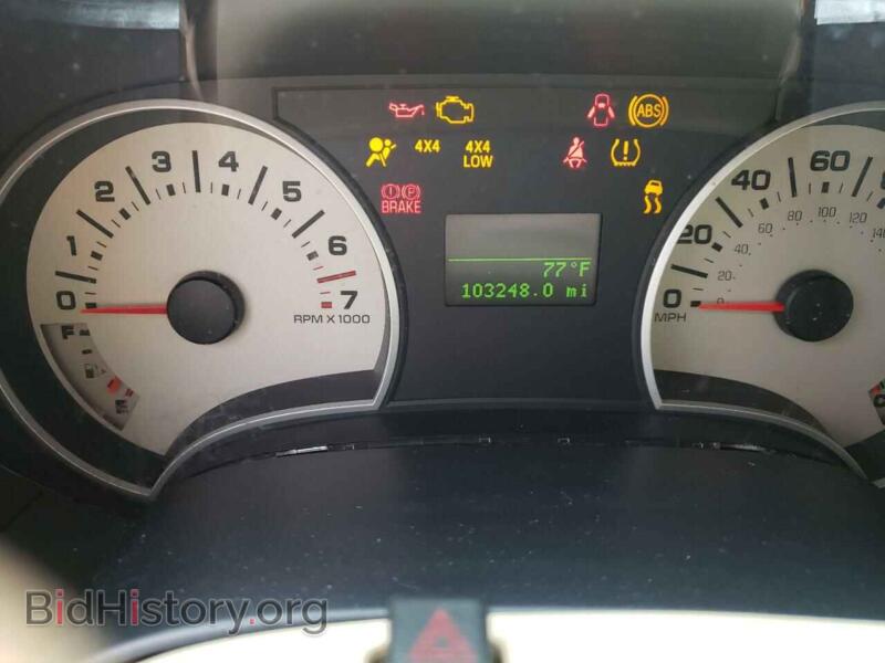 2006 Ford EXPLORER (VIN 1FMEU74E76UB12557) — photo 9 of 14