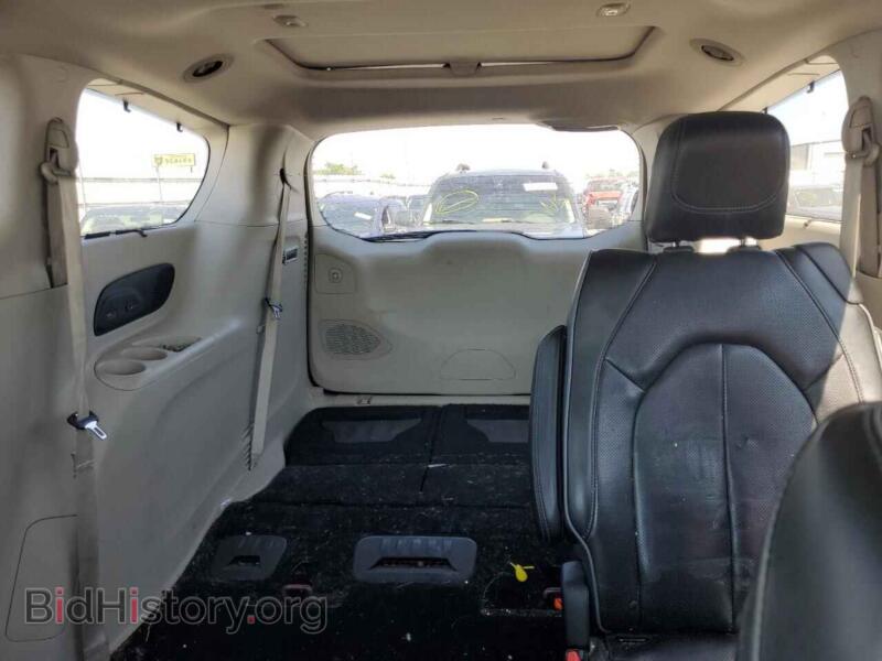 2017 Chrysler PACIFICA (VIN 2C4RC1GG5HR748705) — фото 10 из 13