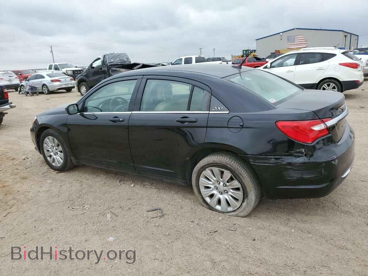 2014 CHRYSLER 200 - VIN: 1C3CCBAG5EN132004 - Фото 2