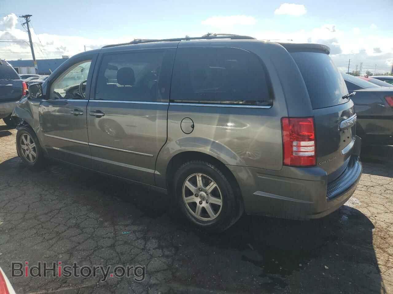 2010 CHRYSLER MINIVAN - VIN: 2A4RR5D1XAR376526 - Фото 2