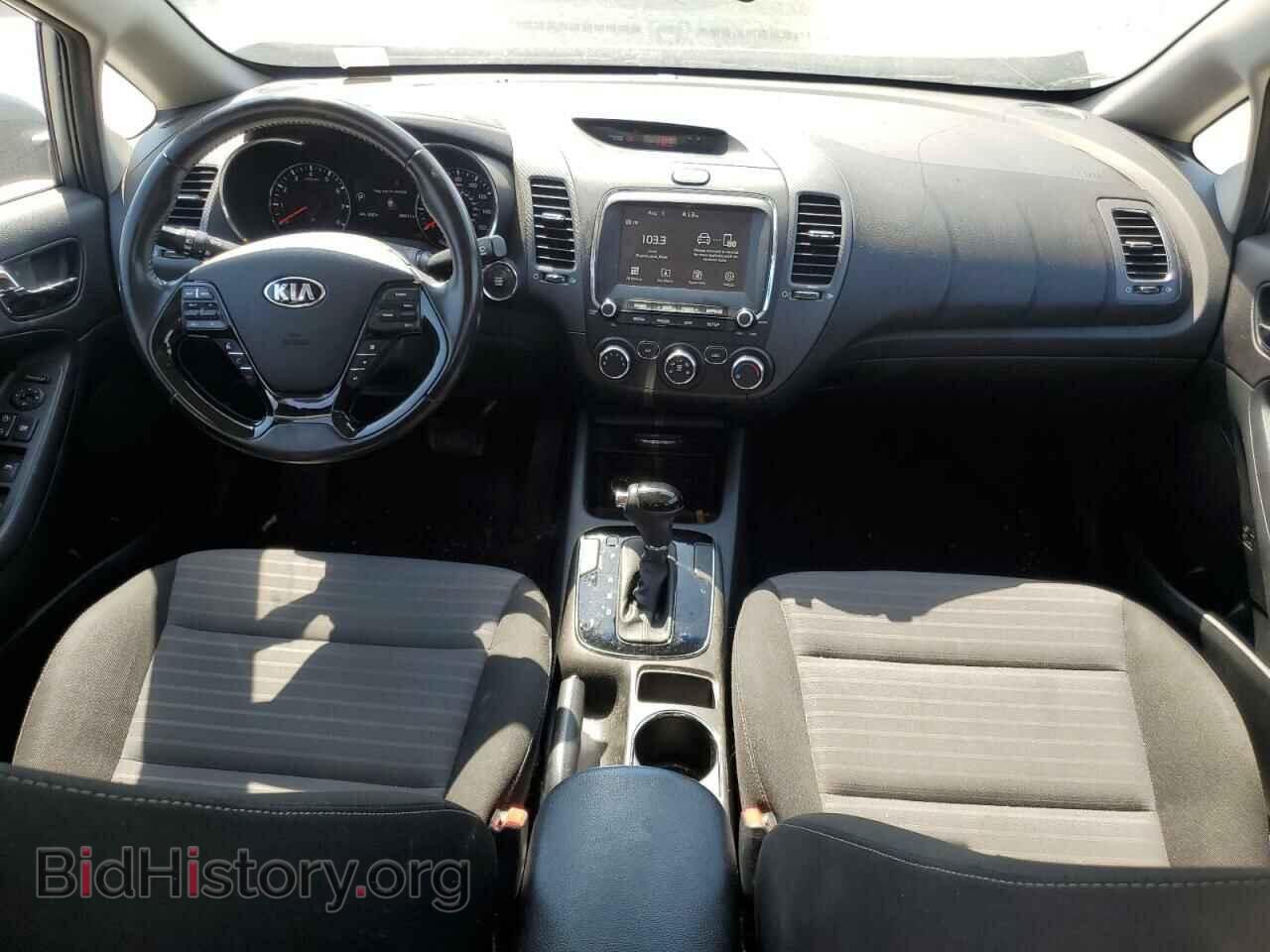 2017 KIA FORTE - VIN: 3KPFL4A75HE010322 - Фото 8