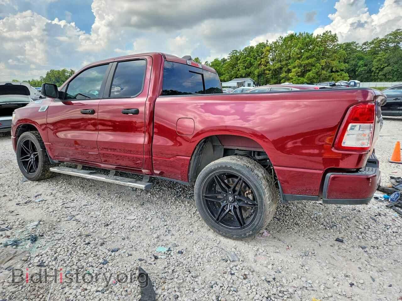 2020 RAM 1500 - VIN: 1C6SRECG9LN317813 - Фото 2