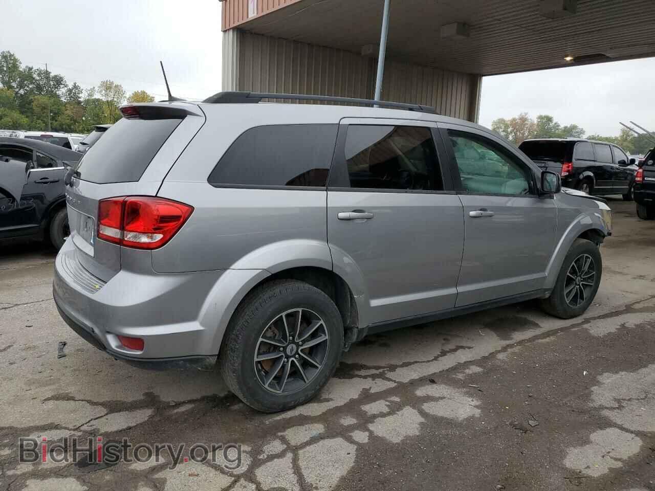 2019 DODGE JOURNEY - VIN: 3C4PDCBBXKT737666 - Фото 3