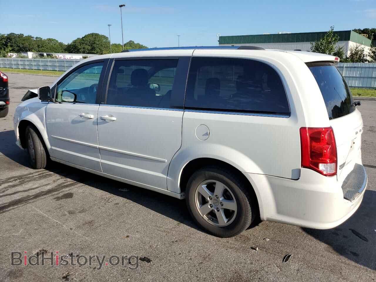 2011 DODGE All Models - VIN: 2D4RN5DG8BR661462 - Photo 2