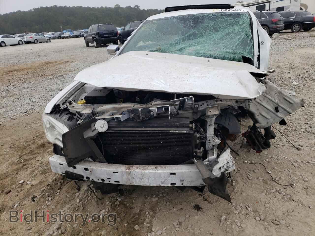 2014 CHRYSLER 300 - VIN: 2C3CCAET3EH105068 - Фото 9