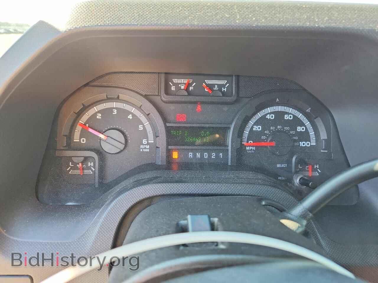 2011 FORD ECONOLINE - VIN: 1FBSS3BL0BDA00219 - Photo 9
