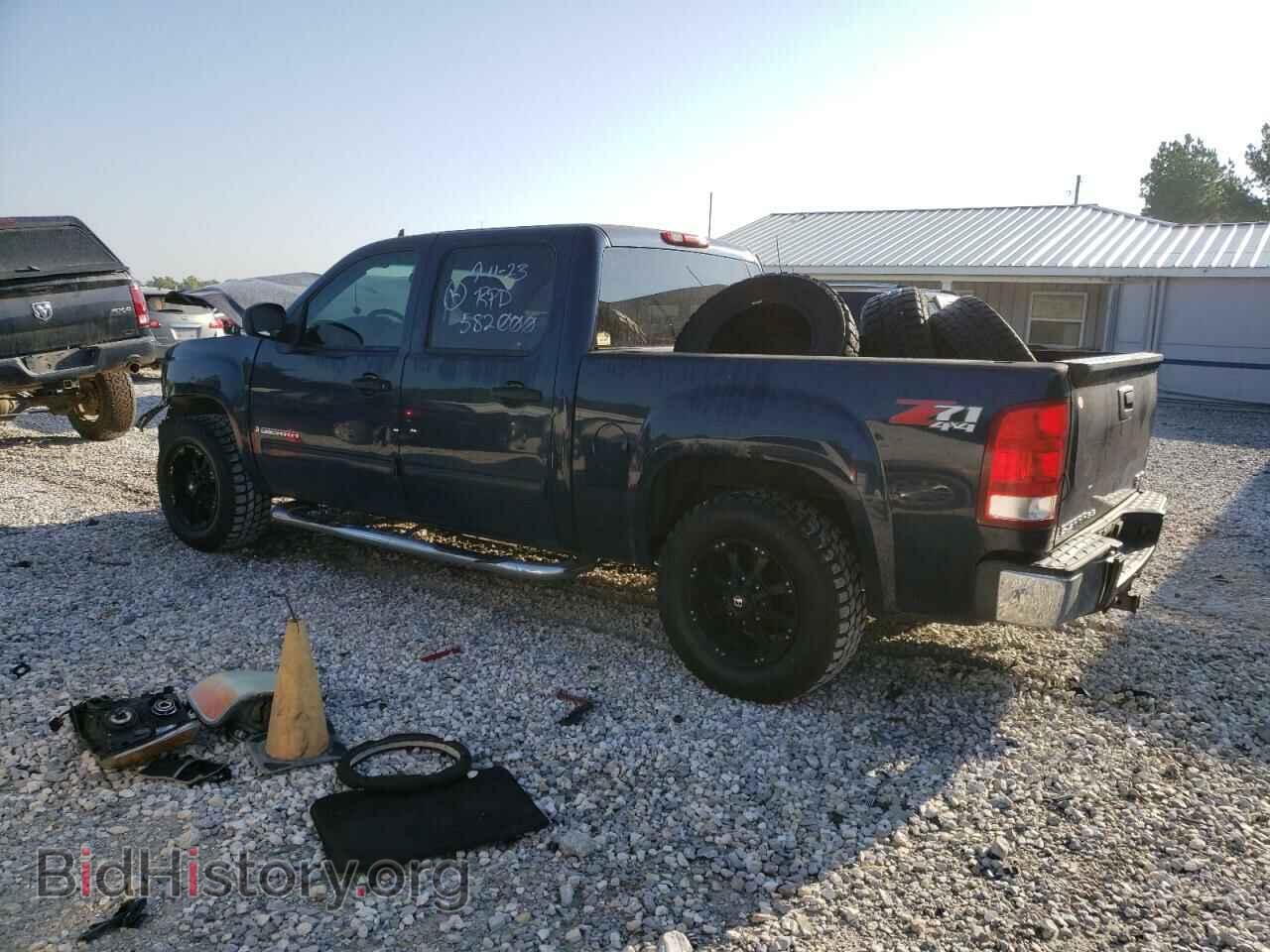 2007 GMC All Models - VIN: 2GTEK13MX71582000 - Photo 2