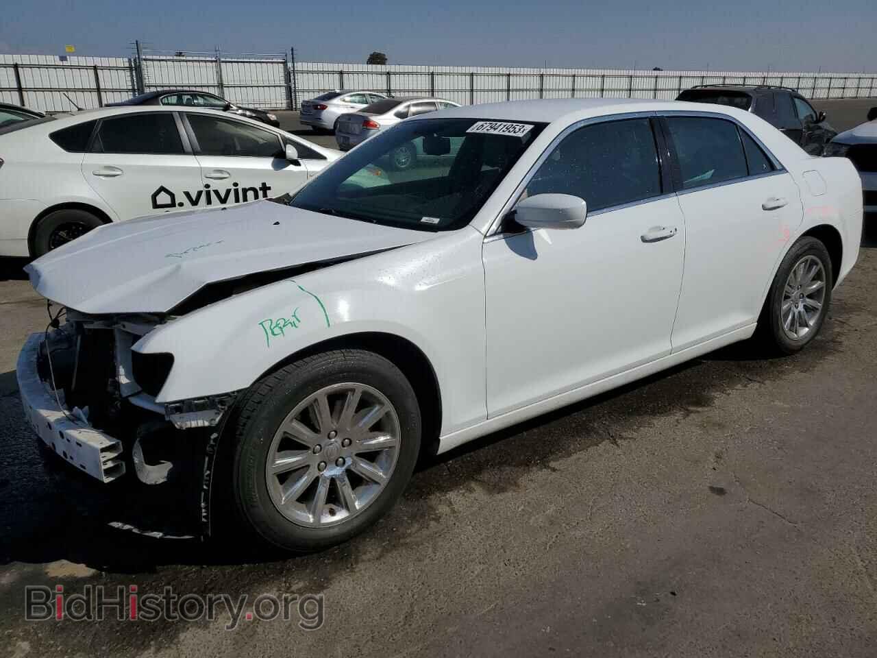 Фотография 2C3CCAAG9EH329745 - CHRYSLER 300 2014