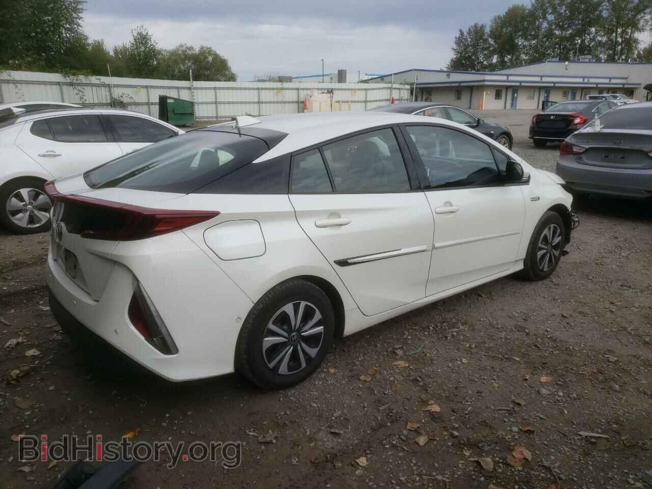 2017 TOYOTA PRIUS - VIN: JTDKARFP2H3005757 - Фото 3