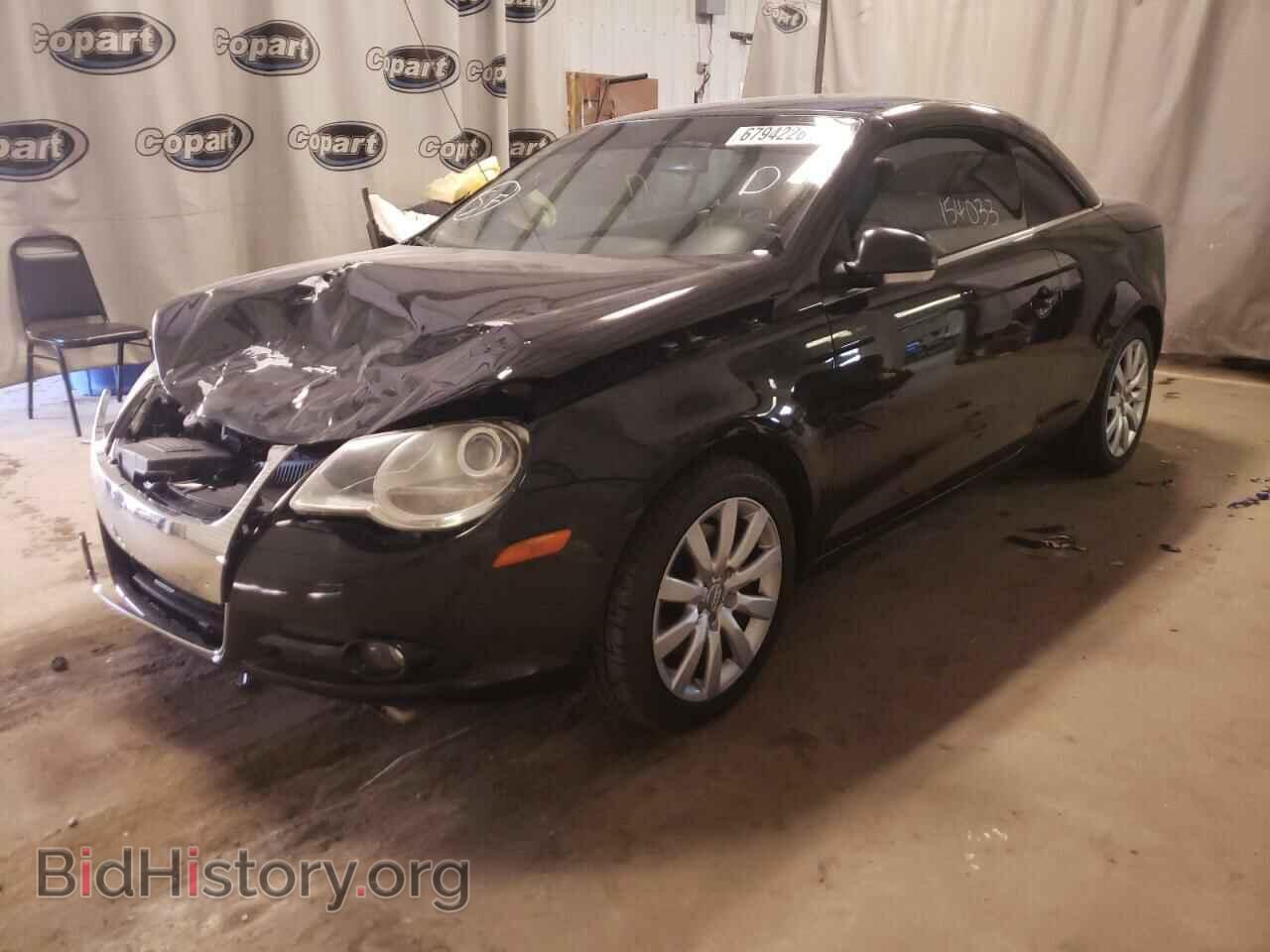 2008 VOLKSWAGEN EOS - VIN: WVWFA71F98V012407 - Фото 2