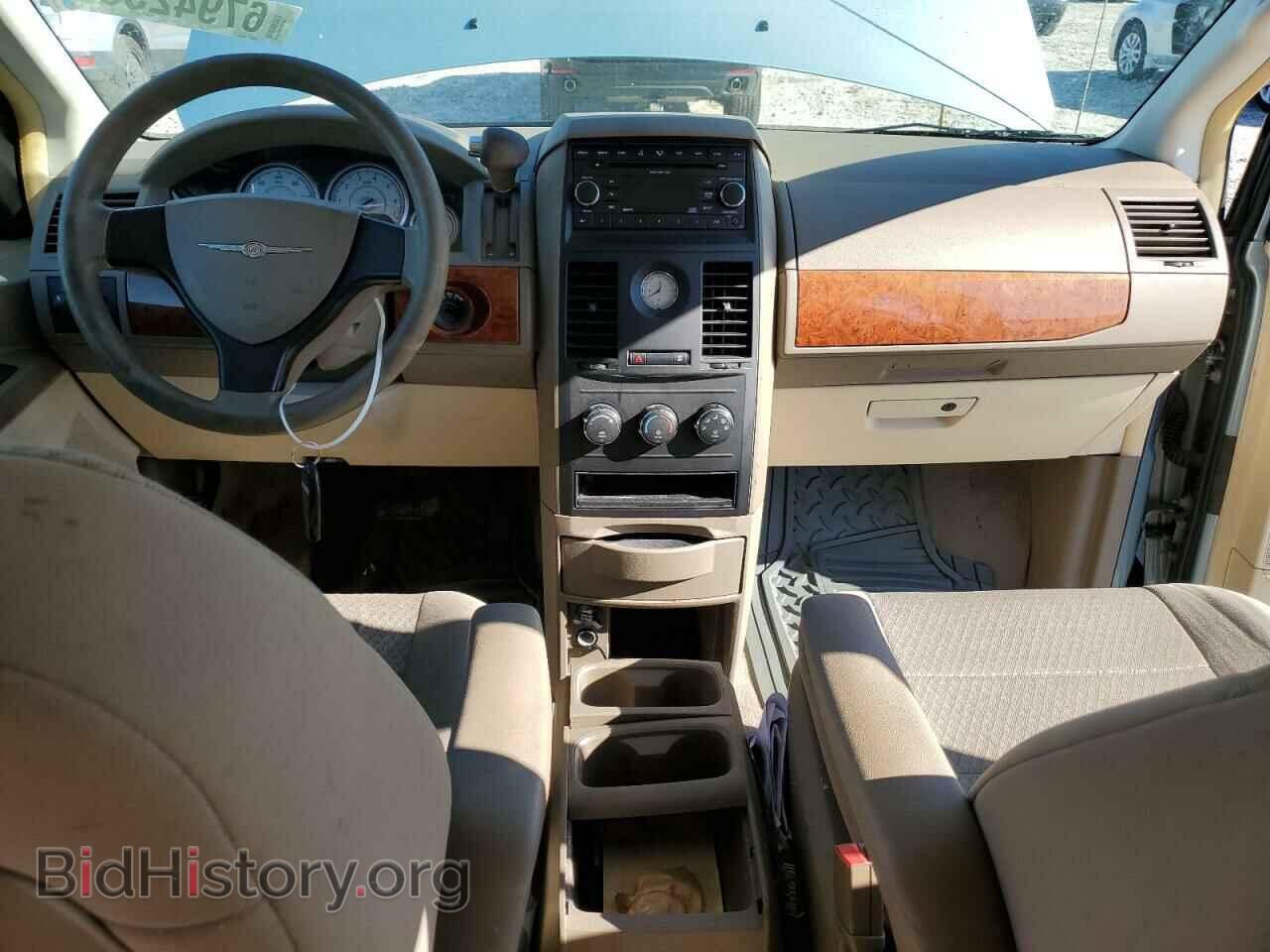 2008 CHRYSLER MINIVAN - VIN: 2A8HR44H58R142340 - Фото 8