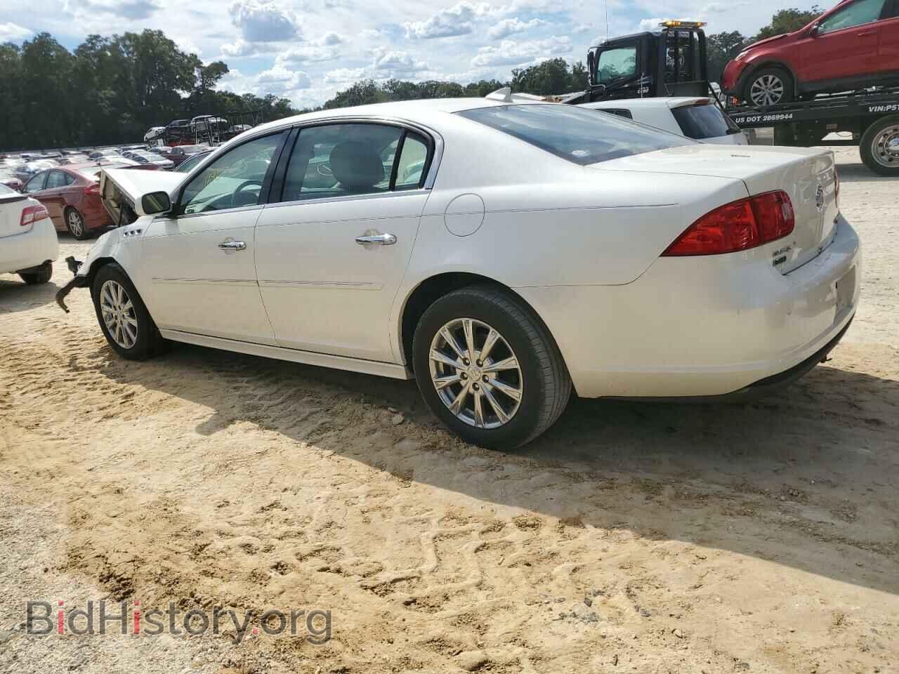 2011 BUICK LUCERNE - VIN: 1G4HJ5EM2BU147971 - Photo 2