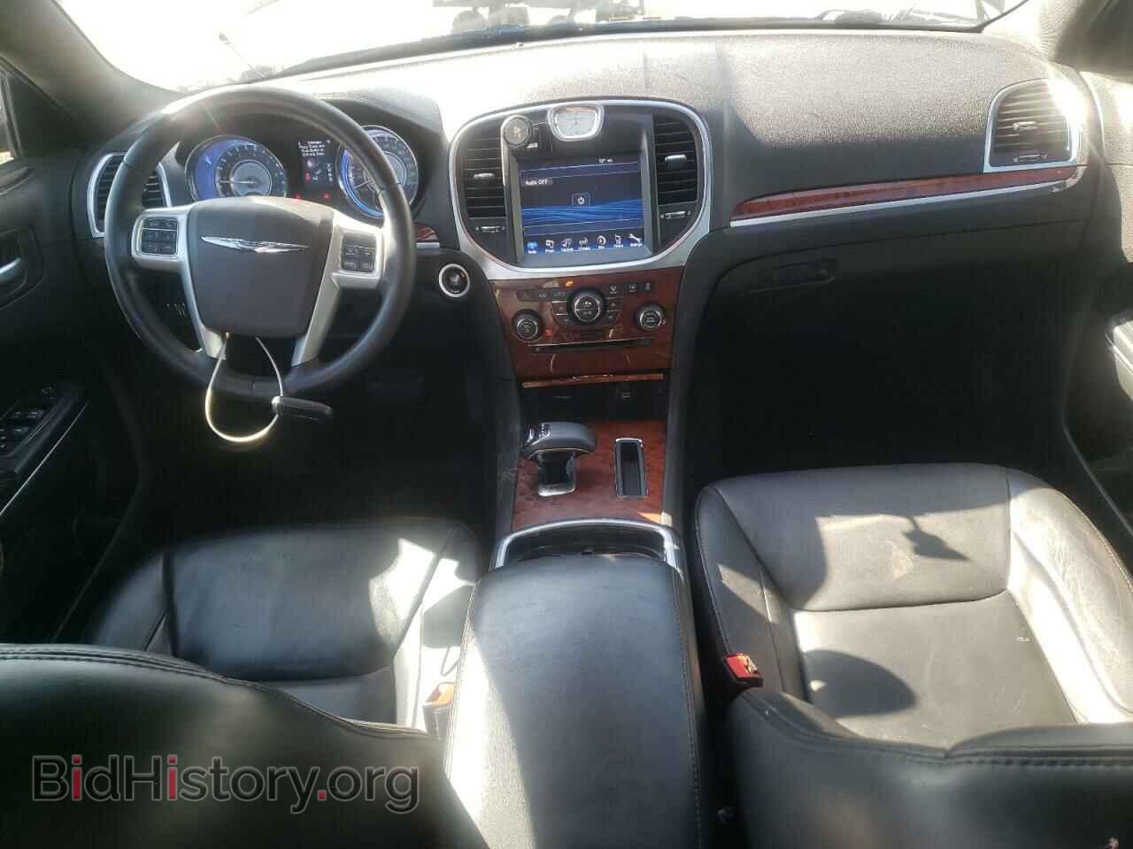 2013 CHRYSLER 300 - VIN: 2C3CCAAG8DH685389 - Фото 8