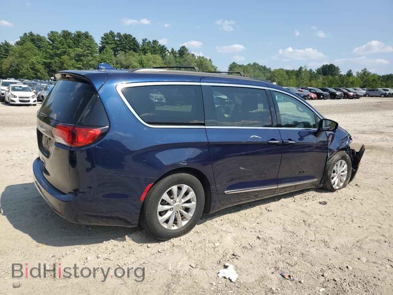 2017 CHRYSLER PACIFICA - VIN: 2C4RC1BG8HR831889 - Фото 3