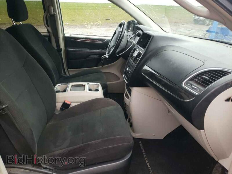 2011 Chrysler MINIVAN (VIN 2A4RR5DG2BR775484) — photo 5 of 10