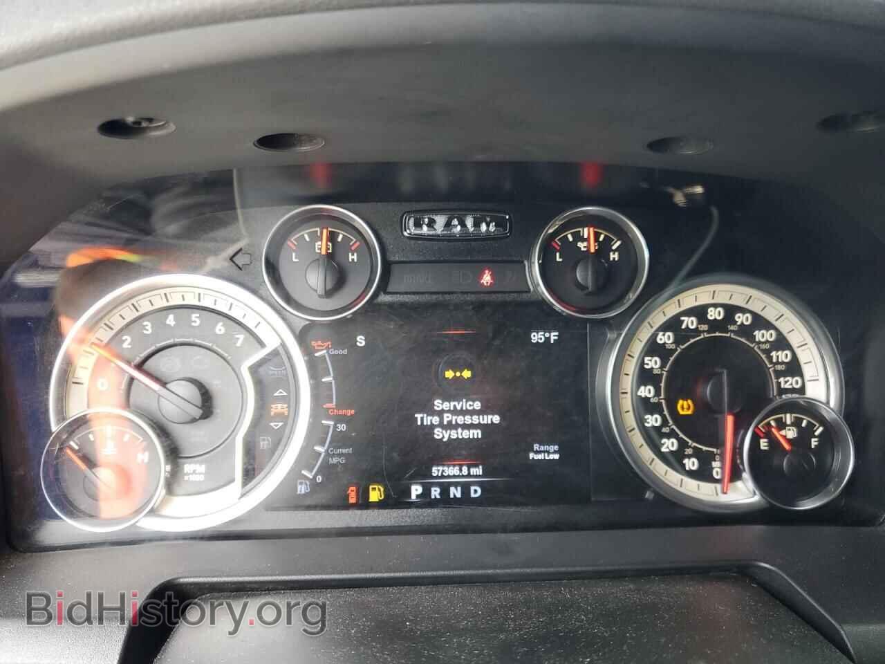 2017 RAM 1500 - VIN: 1C6RR6LT1HS695960 - Фото 9
