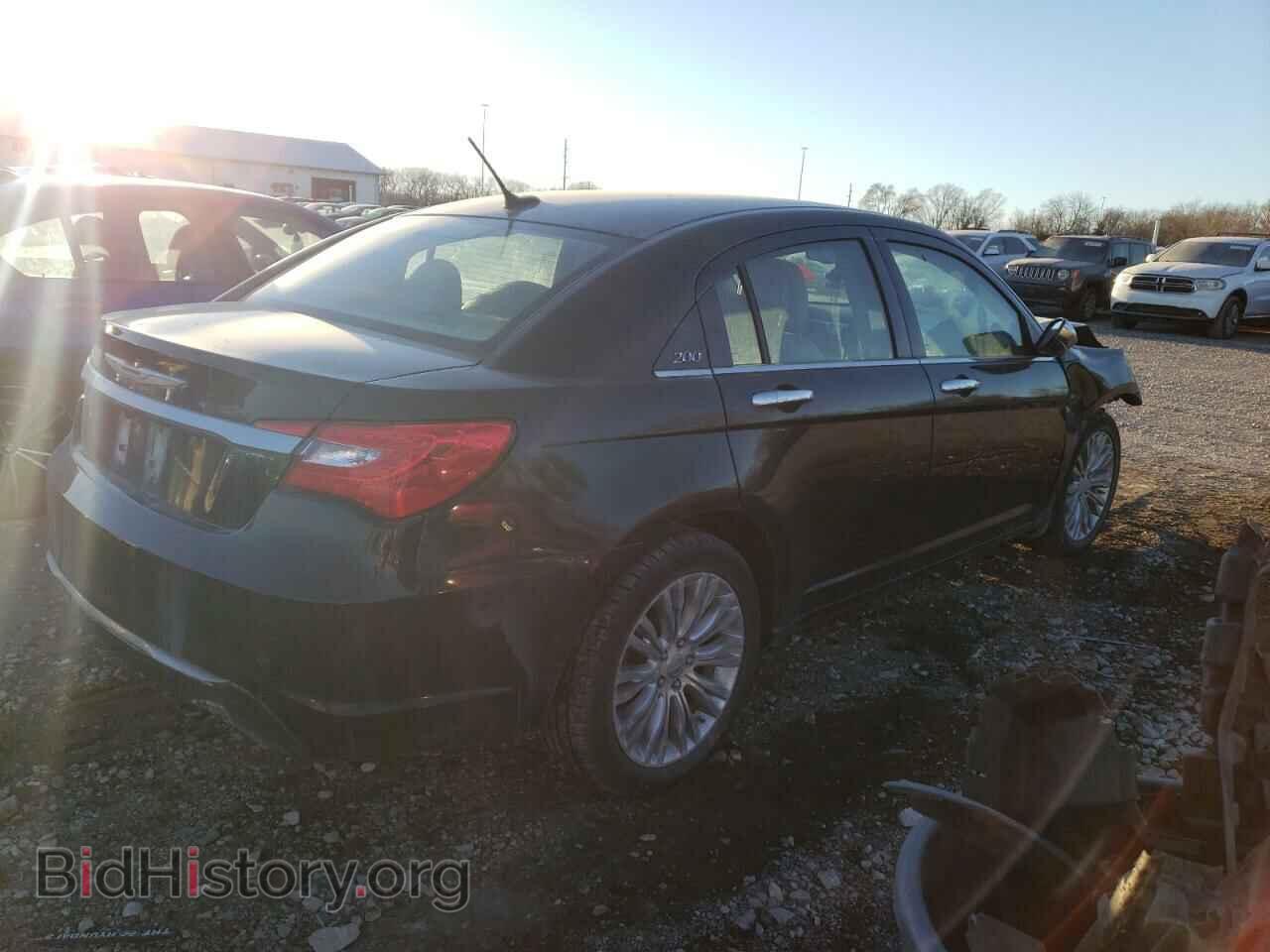 2011 CHRYSLER 200 - VIN: 1C3BC2FG0BN618395 - Photo 3