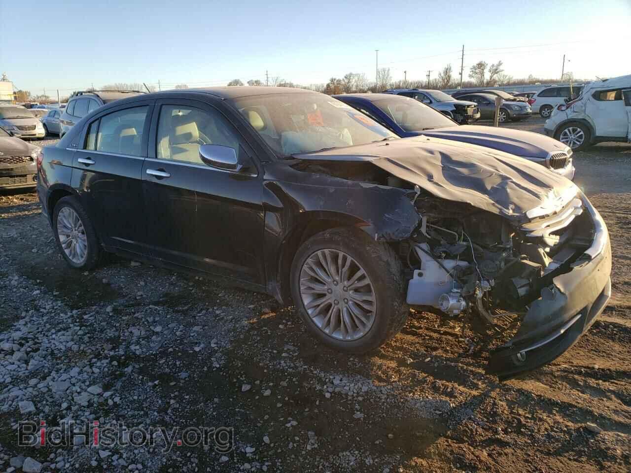 2011 CHRYSLER 200 - VIN: 1C3BC2FG0BN618395 - Photo 4