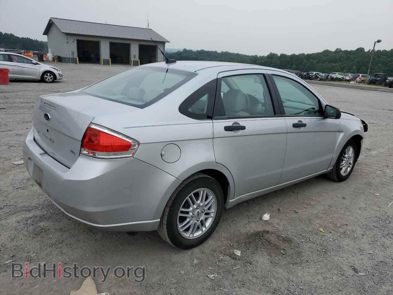 2009 FORD FOCUS - VIN: 1FAHP35N19W235849 - Фото 3
