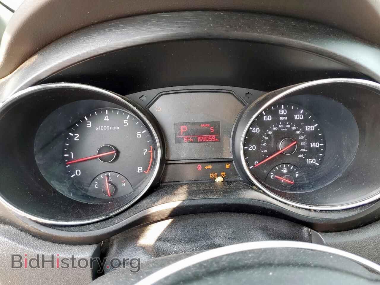 2016 KIA All Models - VIN: KNDMB5C11G6124931 - Фото 9