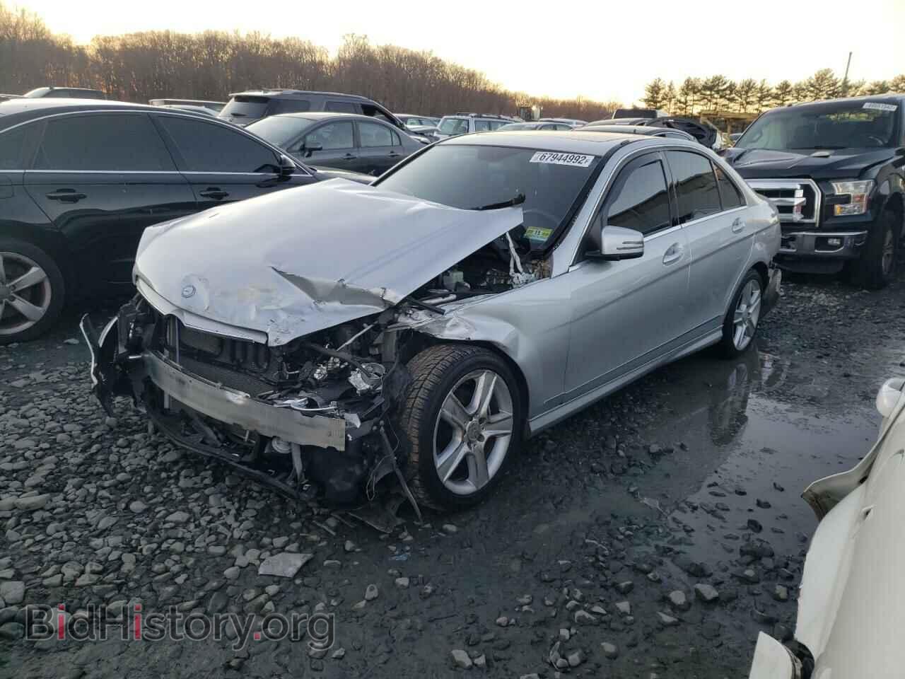 Photo WDDGF8BBXAF460054 - MERCEDES-BENZ C-CLASS 2010