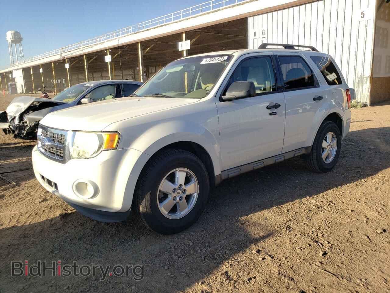 Photo 1FMCU0D75BKA51280 - FORD ESCAPE 2011