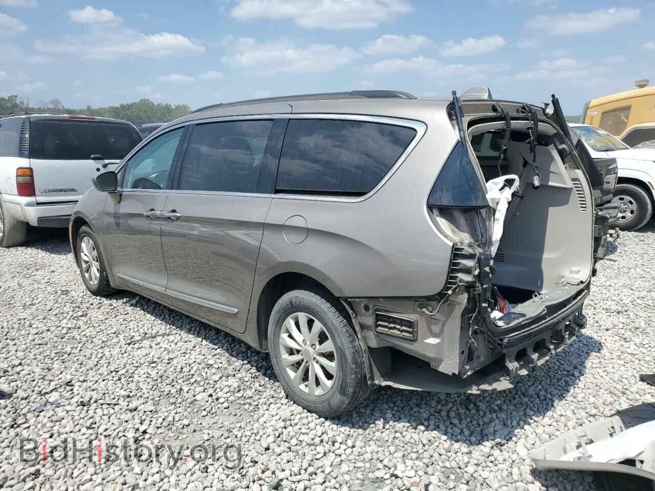2017 CHRYSLER PACIFICA - VIN: 2C4RC1BG4HR540709 - Photo 2