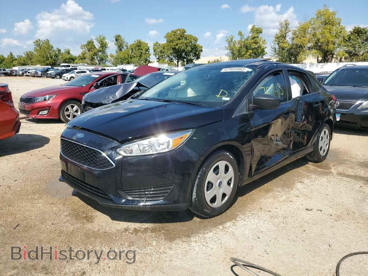 Photo 1FADP3E2XHL230010 - FORD FOCUS 2017