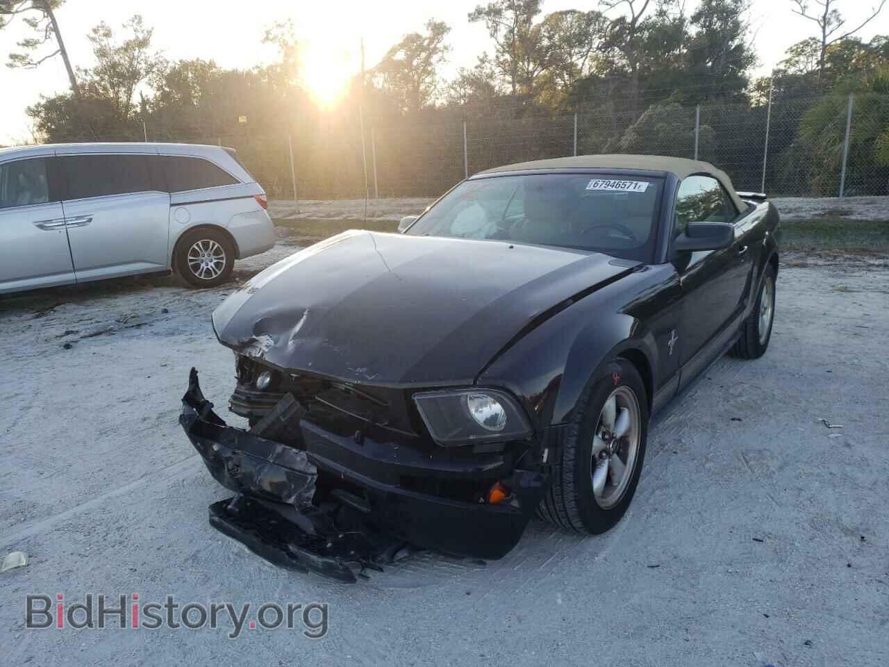2007 FORD MUSTANG - VIN: 1ZVHT84N775277477 - Фото 2
