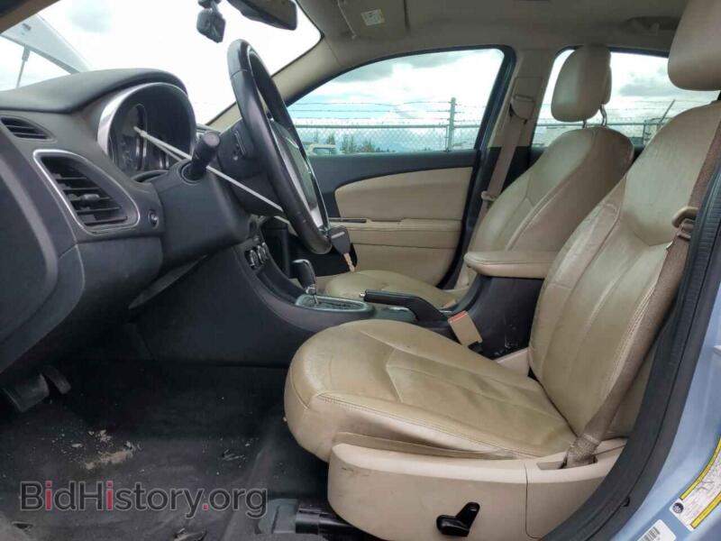 2012 Chrysler 200 (VIN 1C3CCBCGXCN184383) — фото 7 из 14