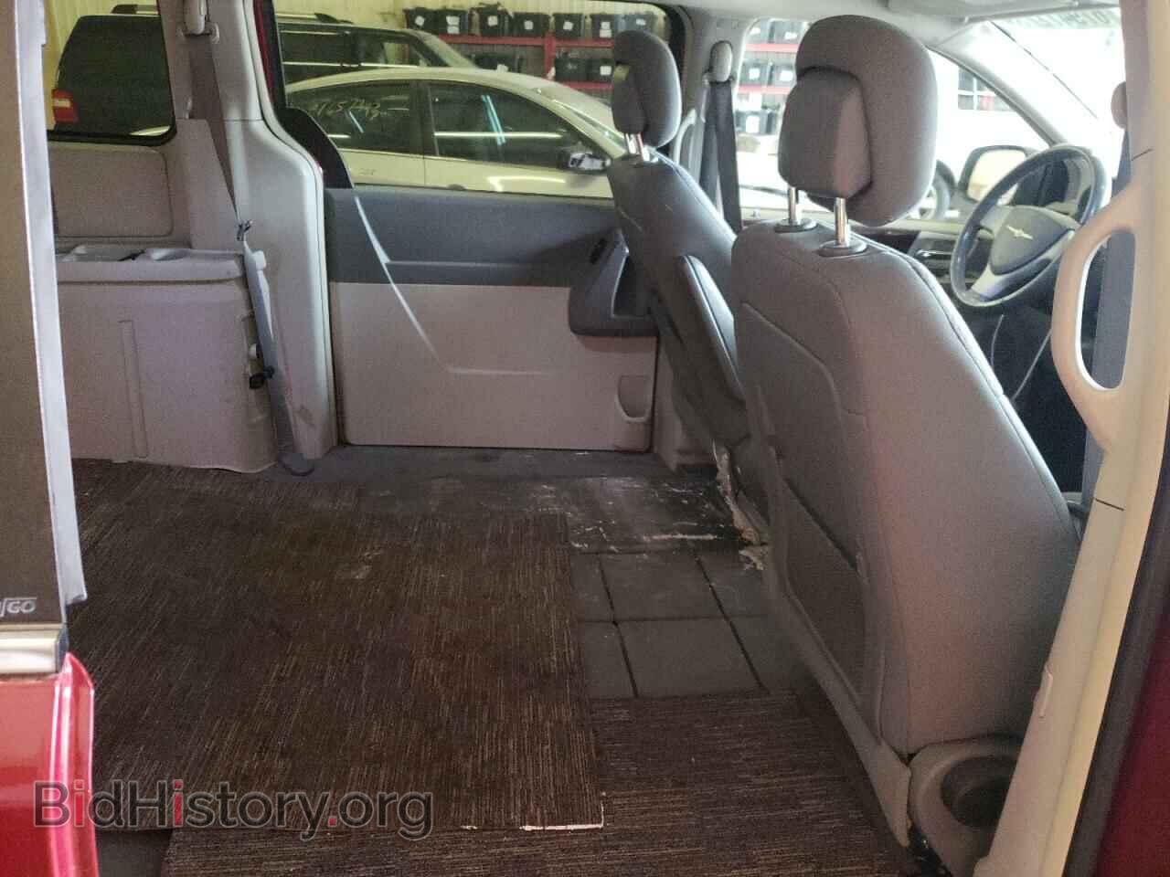 2010 CHRYSLER MINIVAN - VIN: 2A4RR5D19AR359085 - Фото 11