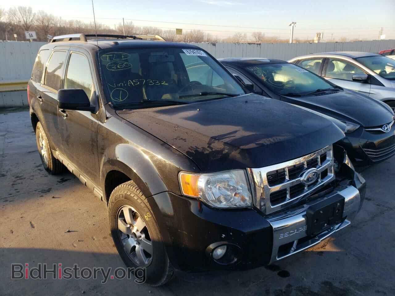 Фотография 1FMCU0E78BKA57332 - FORD ESCAPE 2011