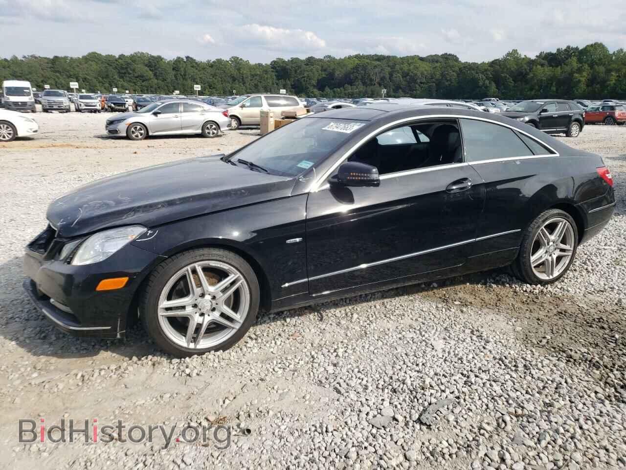 Photo WDDKJ5KB6CF142202 - MERCEDES-BENZ E-CLASS 2012