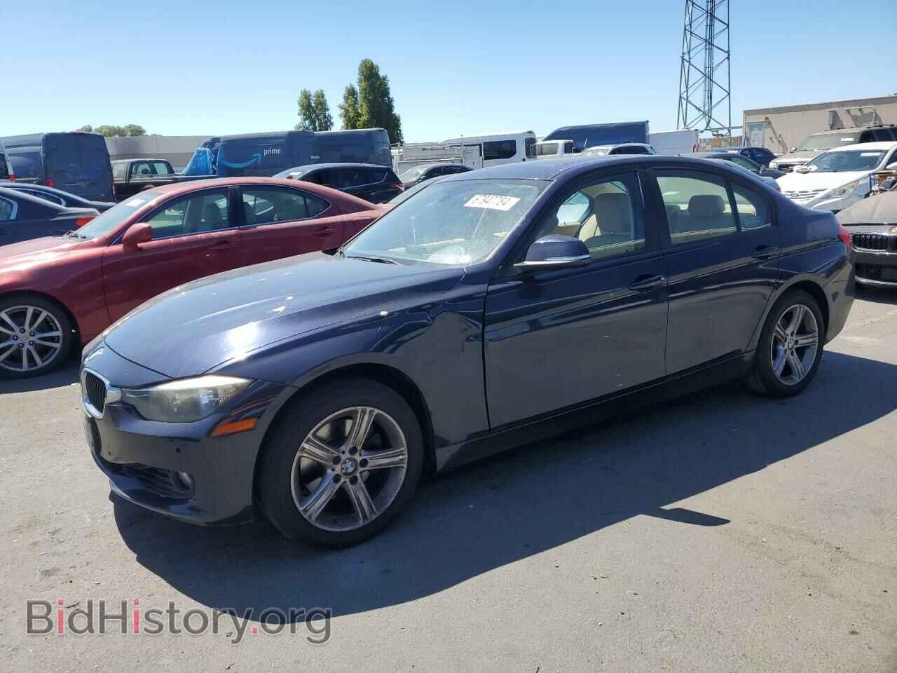 Фотография WBA3C1C52CF434064 - BMW 3 SERIES 2012