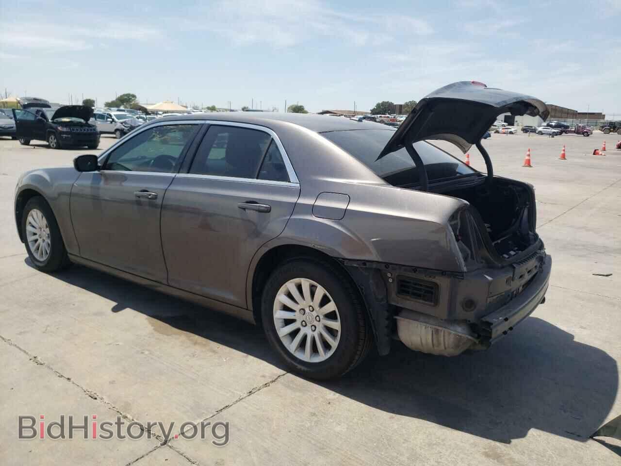 2014 CHRYSLER 300 - VIN: 2C3CCAAG6EH380636 - Photo 2