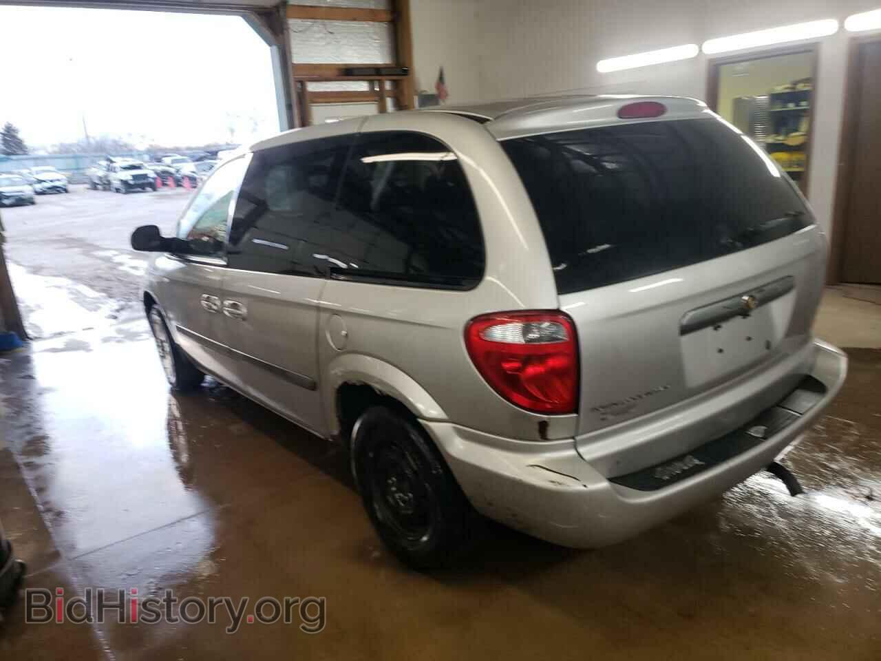 2006 CHRYSLER MINIVAN - VIN: 1A4GP45R46B759458 - Фото 2