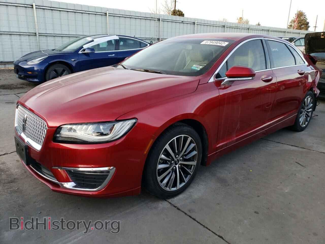 Photo 3LN6L5B98HR603411 - LINCOLN MKZ 2017