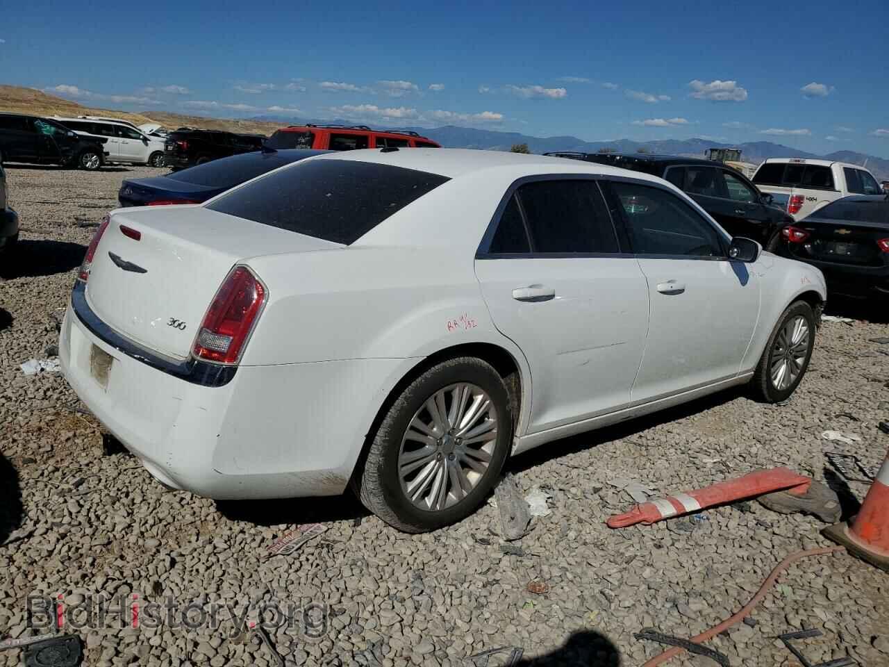 2013 CHRYSLER 300 - VIN: 2C3CCARG3DH533556 - Фото 3