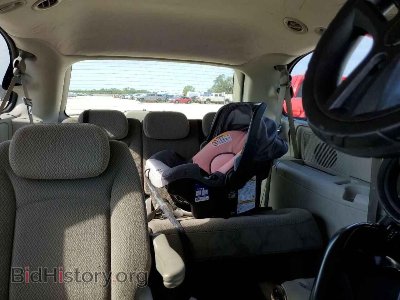 2007 CHRYSLER MINIVAN - VIN: 2A4GP44R47R247736 - Фото 10