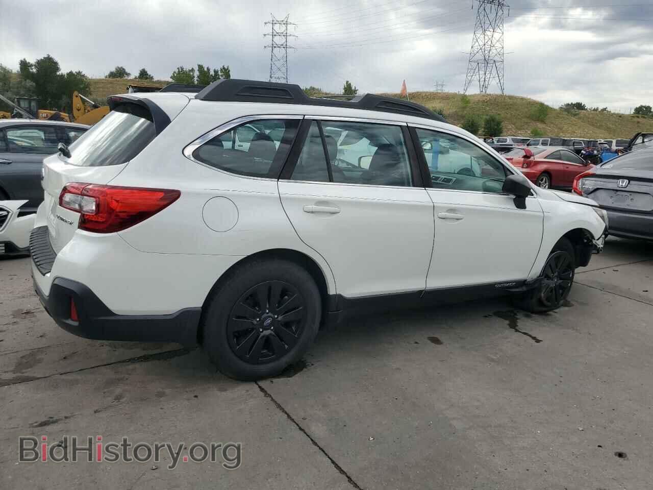 2018 SUBARU OUTBACK - VIN: 4S4BSAAC7J3294008 - Фото 3