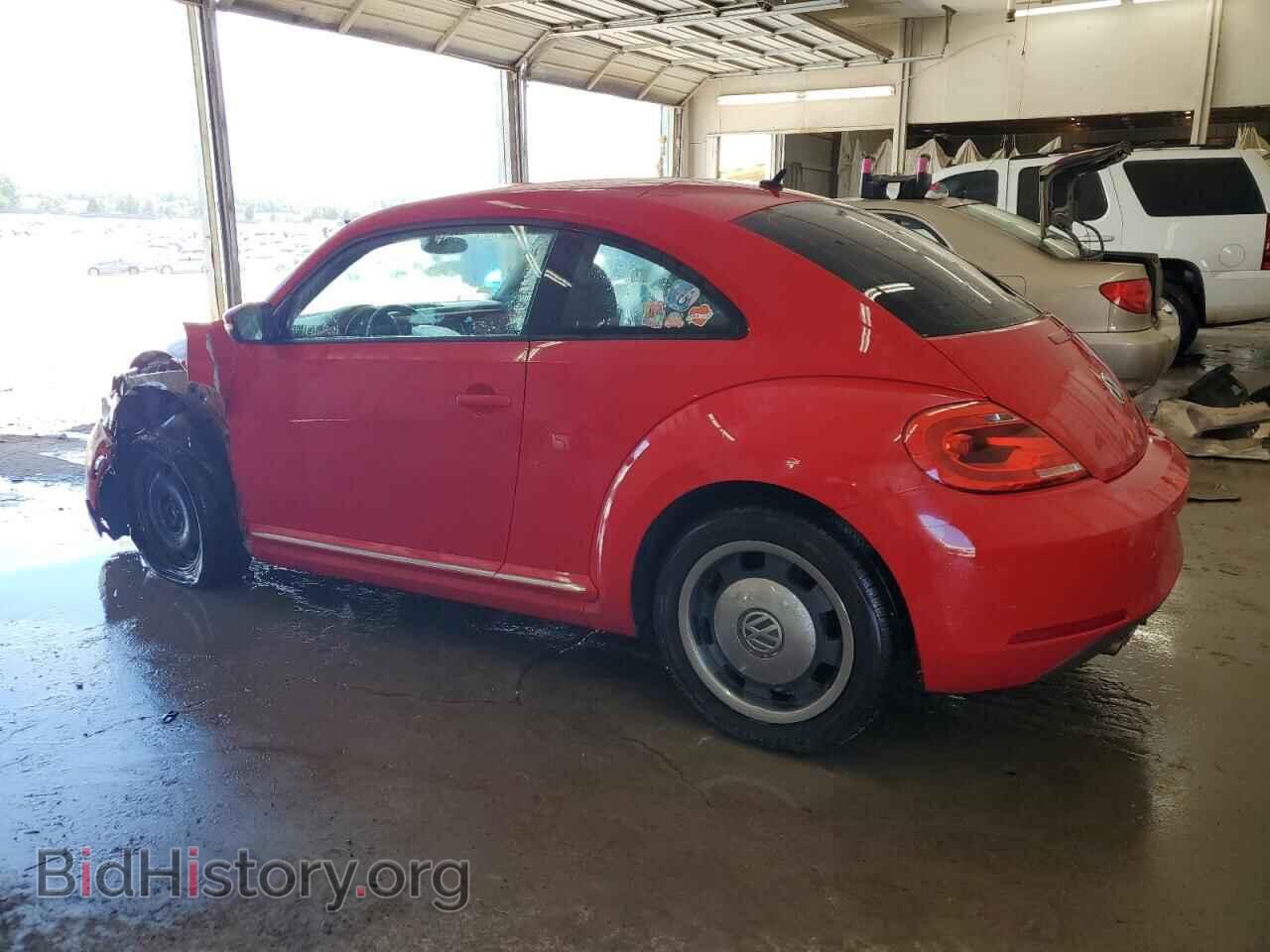 2012 VOLKSWAGEN BEETLE - VIN: 3VWJP7ATXCM619348 - Фото 2