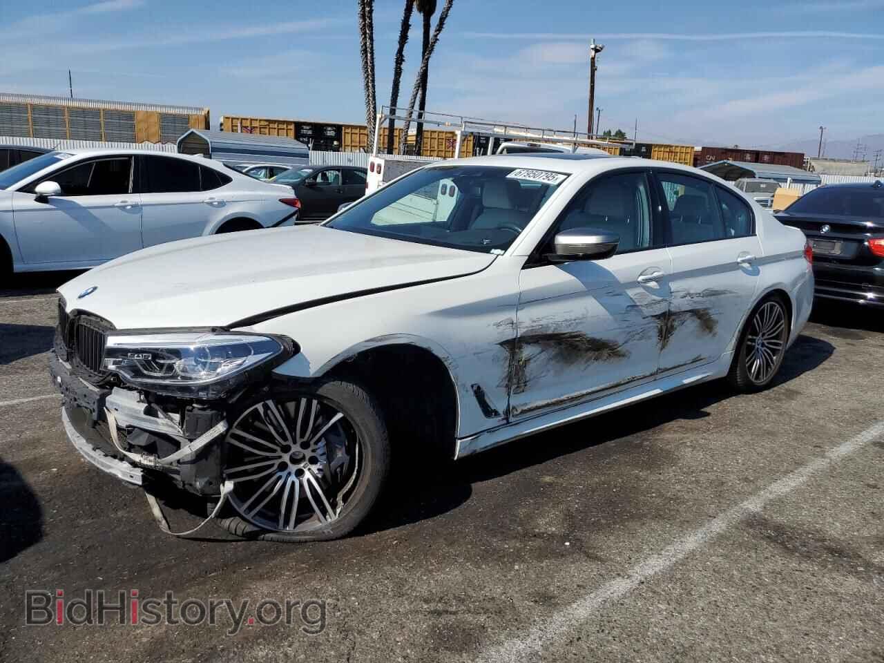 Photo WBAJB9C56JG463793 - BMW M5 2018